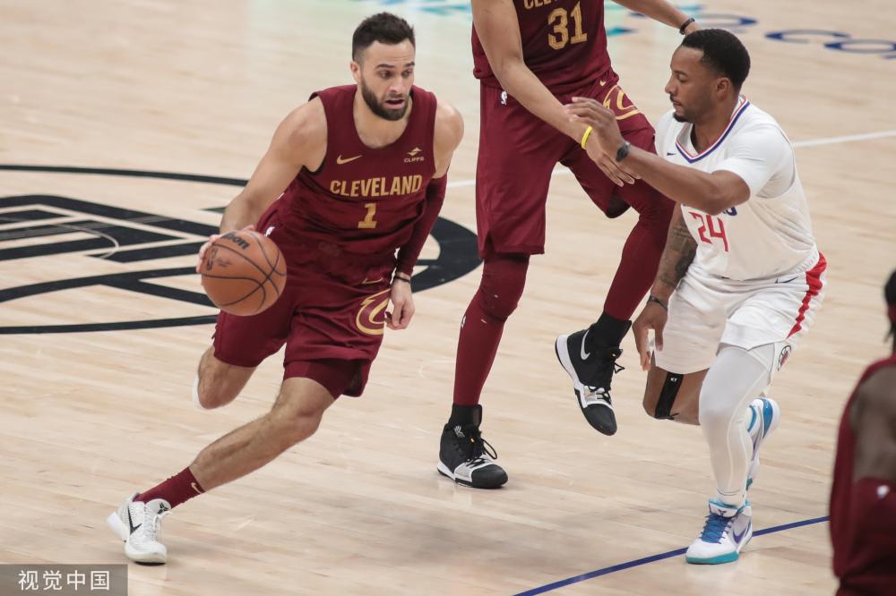 在全场视角 在全场视角