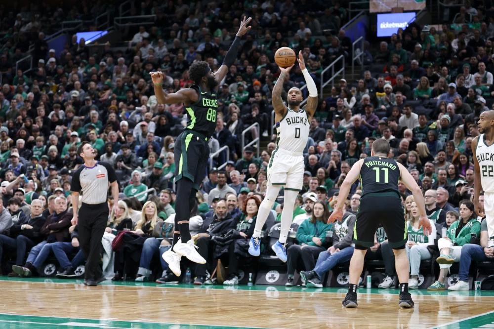 锋线和中场 锋线和中场