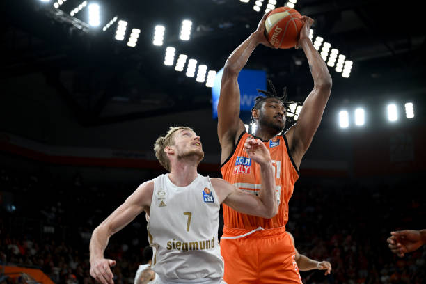 的争夺愈演 的争夺愈演